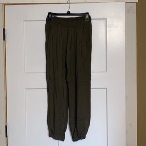 American eagle jogger pants with pockets